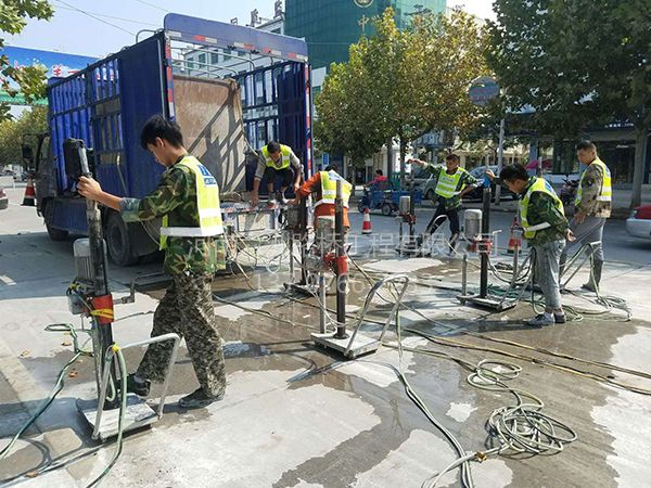 公路壓漿工程